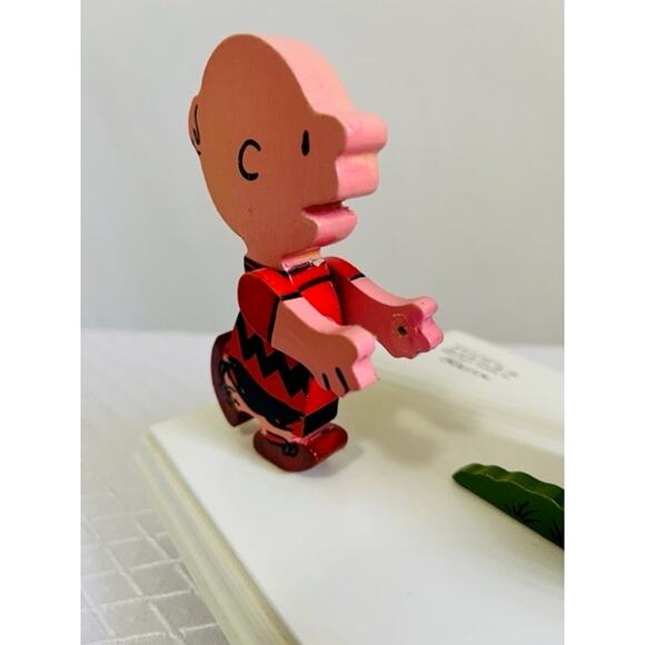 Vintage Charles Schulz Peanuts Snoopy Charlie Brown Lucy wooden lamp RARE - Picture 5 of 16